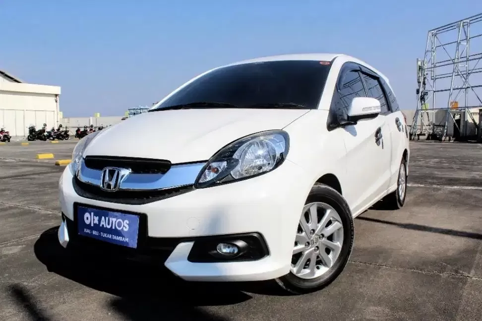 Mobil Honda Mobilio 1.5 E matic Tahun 2014 Harganya Anjlok, Dijual Murah dengan Pajak Panjang