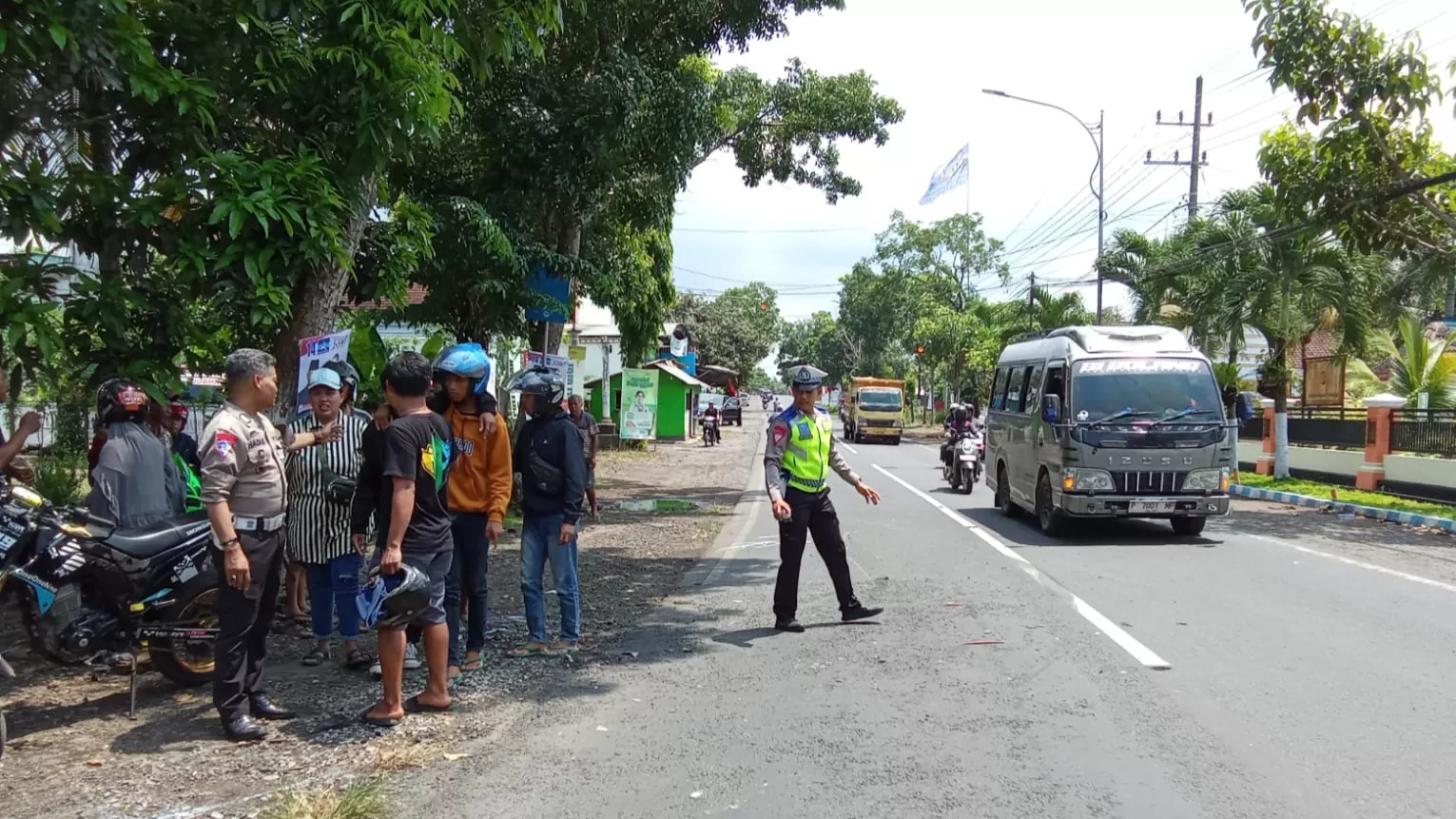 Kecelakaan Maut di Depan Kantor Kepala Desa Kembiritan, Satu Nyawa Melayang