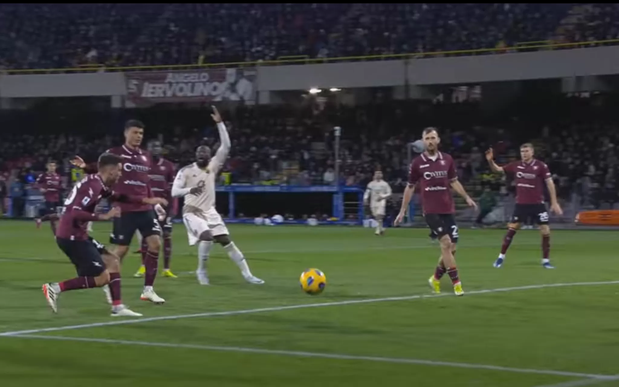 Salernitana vs Roma: Giallorossi Raih Poin Penuh Usai Menang 2-1
