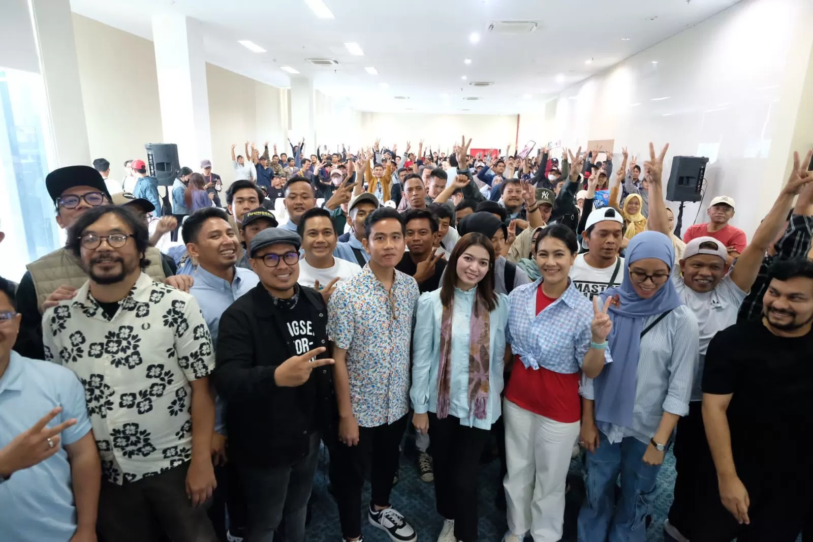 Bertemu dengan Komunitas Seni di Tangerang, Gibran: Kebudayaan Jangan Sampai Dilupakan