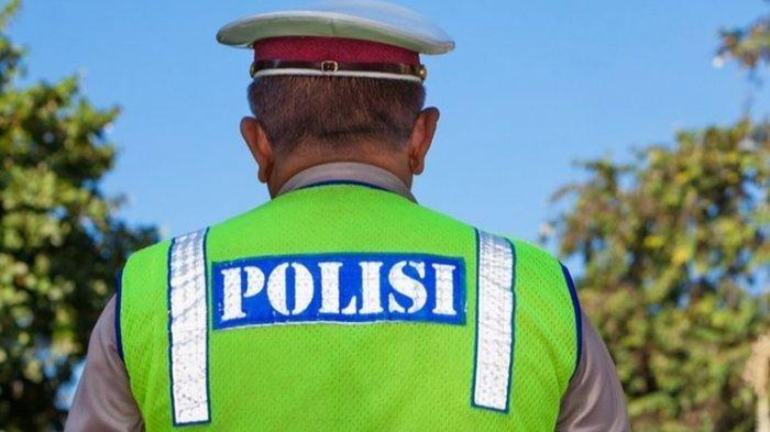 Oknum Polisi di Makassar Diamankan Polda Sulsel Karena Seret Istrinya pakai Mobil